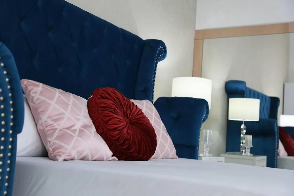 Casa Grande Full Amenities, Aire Villa Cali Colombia